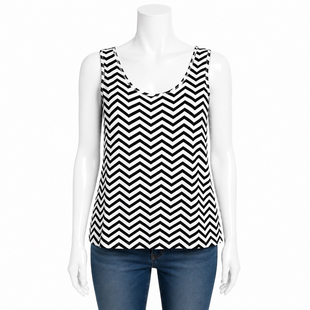 NWT Chicos Black White‎ Chevron Print Tank Top Size M 1 Sleeveless Career Casual